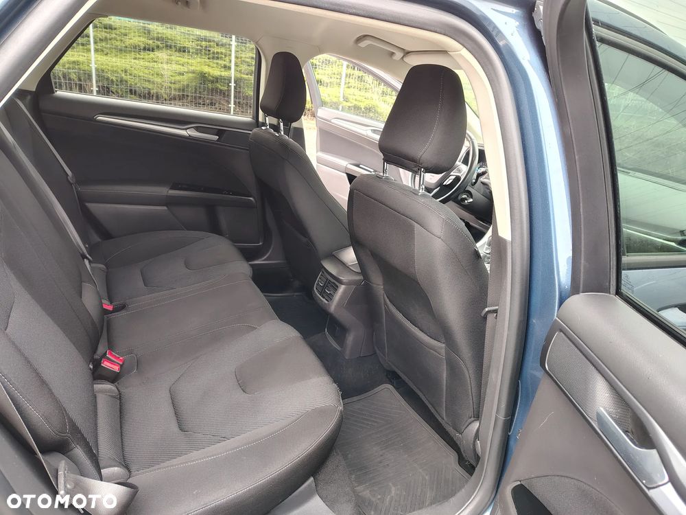 Ford Mondeo 2.0 TDCi Trend PowerShift - 14