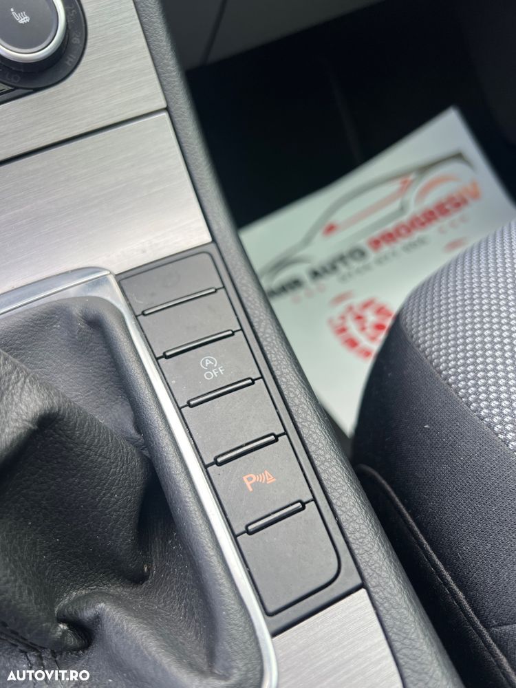 Volkswagen Passat Variant 1.6 TDI BlueMotion - 22