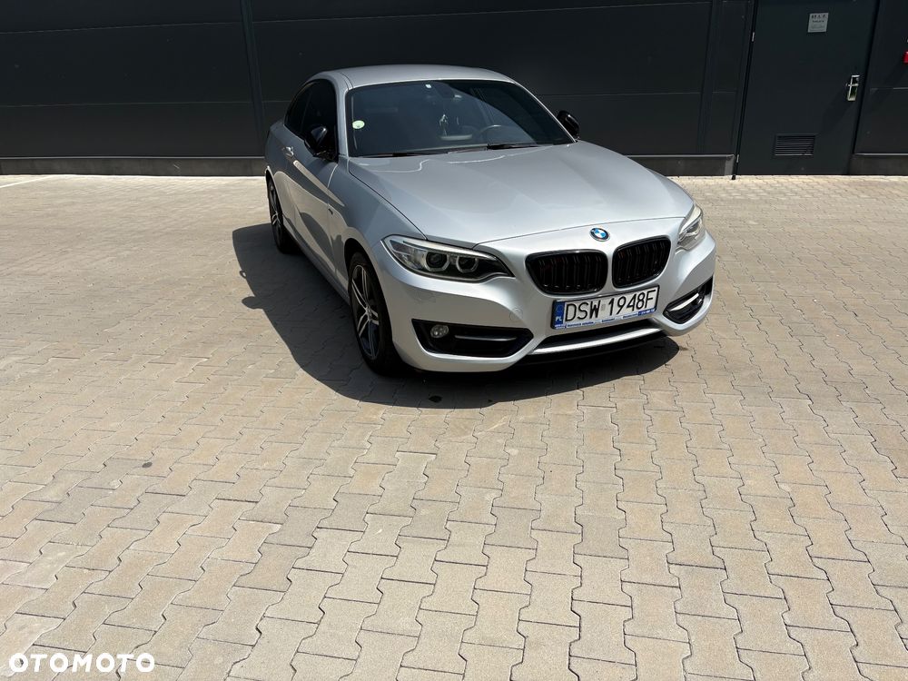 BMW Seria 2 218d Sport Line - 12