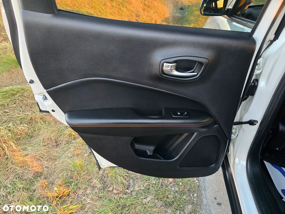 Jeep Compass 1.4 MultiAir Business Line - 22