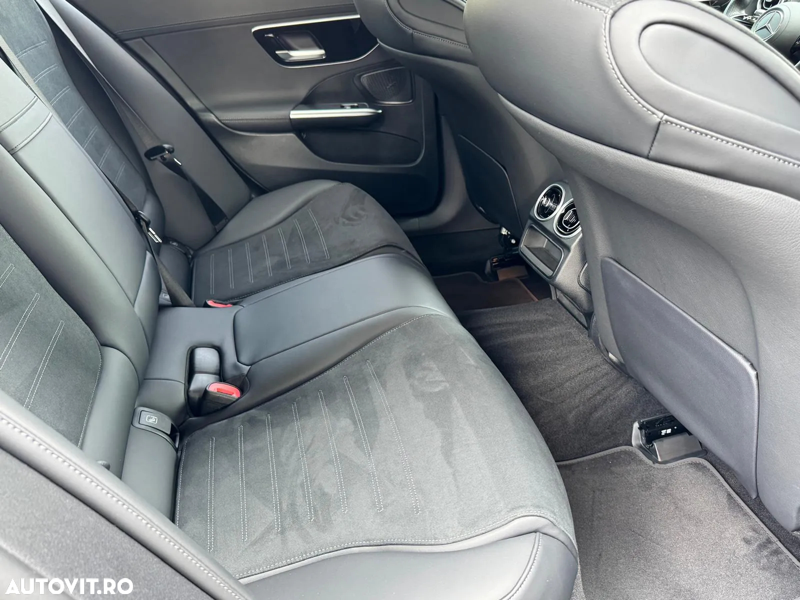 Mercedes-Benz C 220 d 9G-TRONIC AMG Line - 14