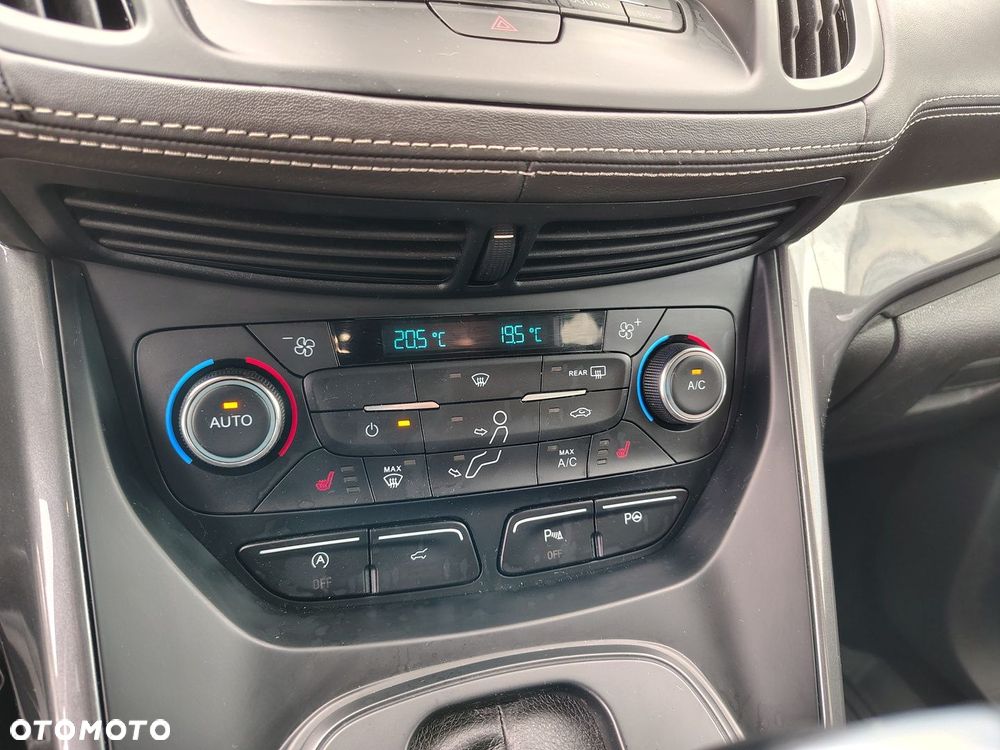 Ford Kuga Vignale 2.0 TDCi AWD - 18
