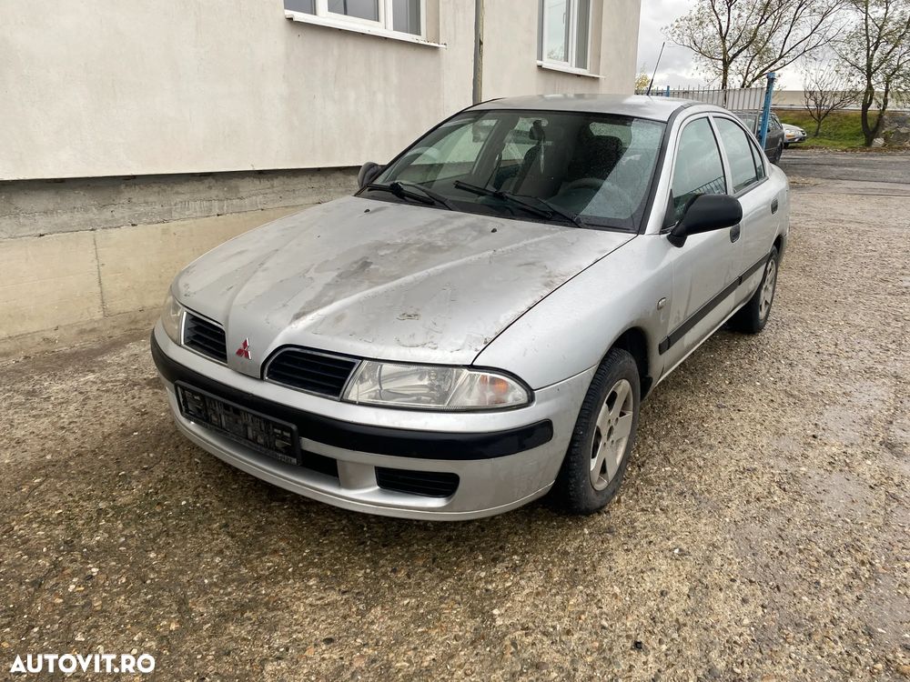 Dezmembrez piese Mitsubishi Carisma