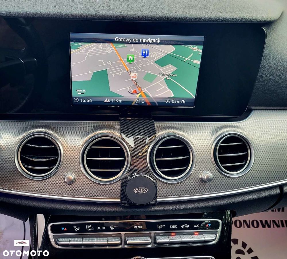 Mercedes-Benz Klasa E - 23