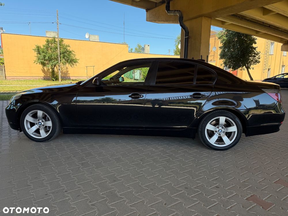 BMW Seria 5 530i - 24