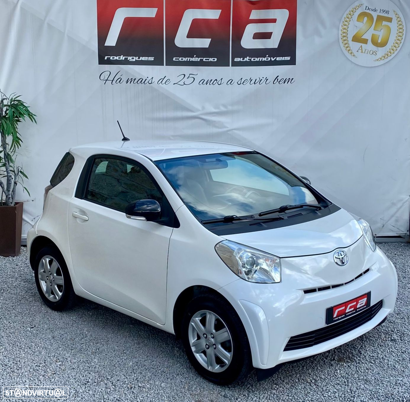Toyota iQ 1.4 D-4D 2 NAVI+Bluetooth - 3
