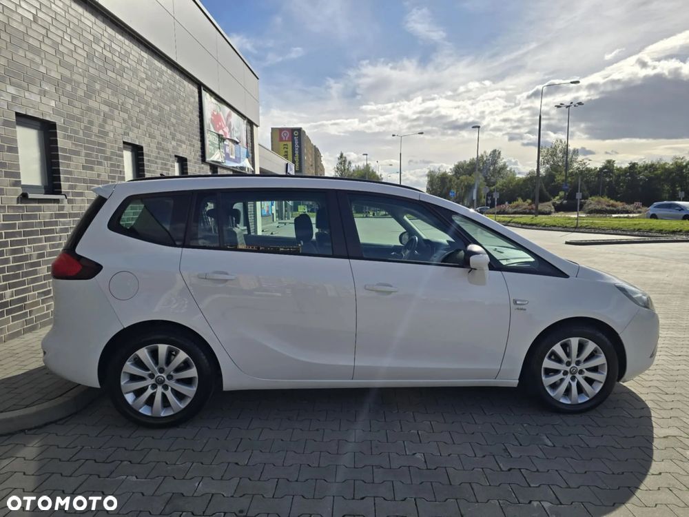Opel Zafira 2.0 CDTI Cosmo - 38