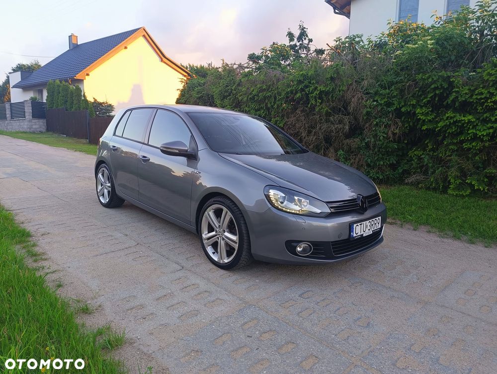 Volkswagen Golf - 4