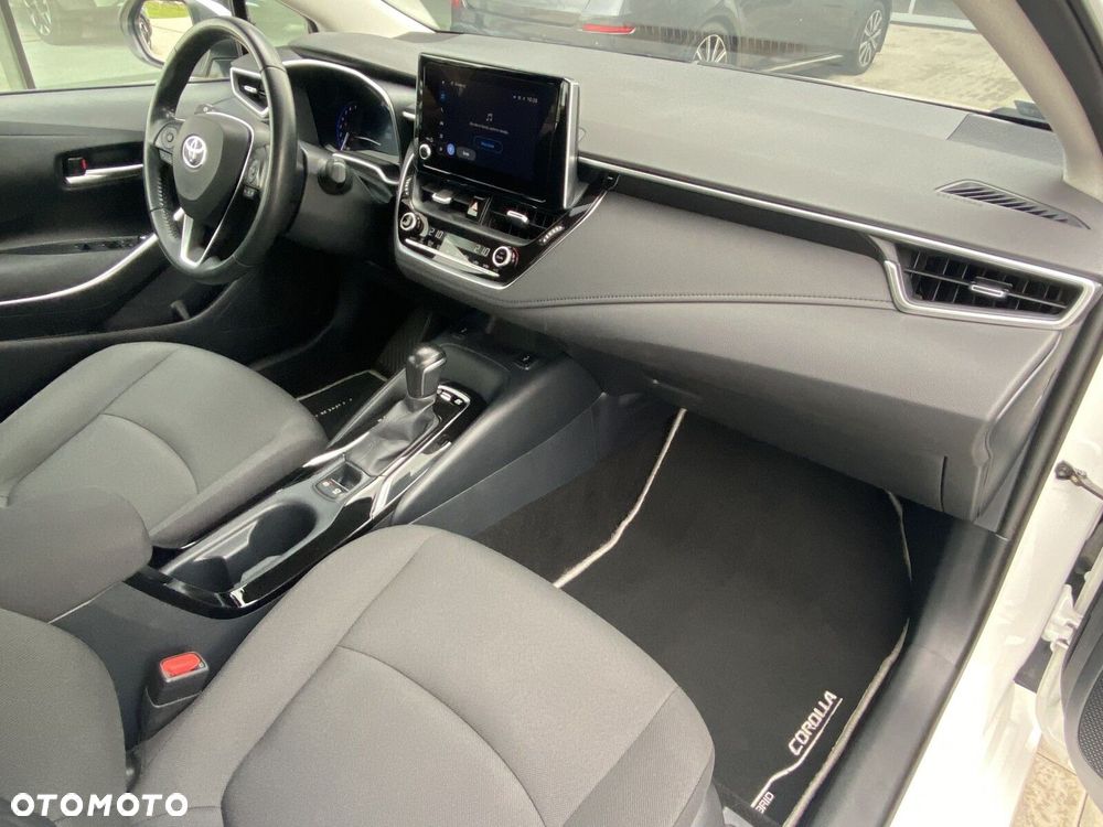 Toyota Corolla - 18