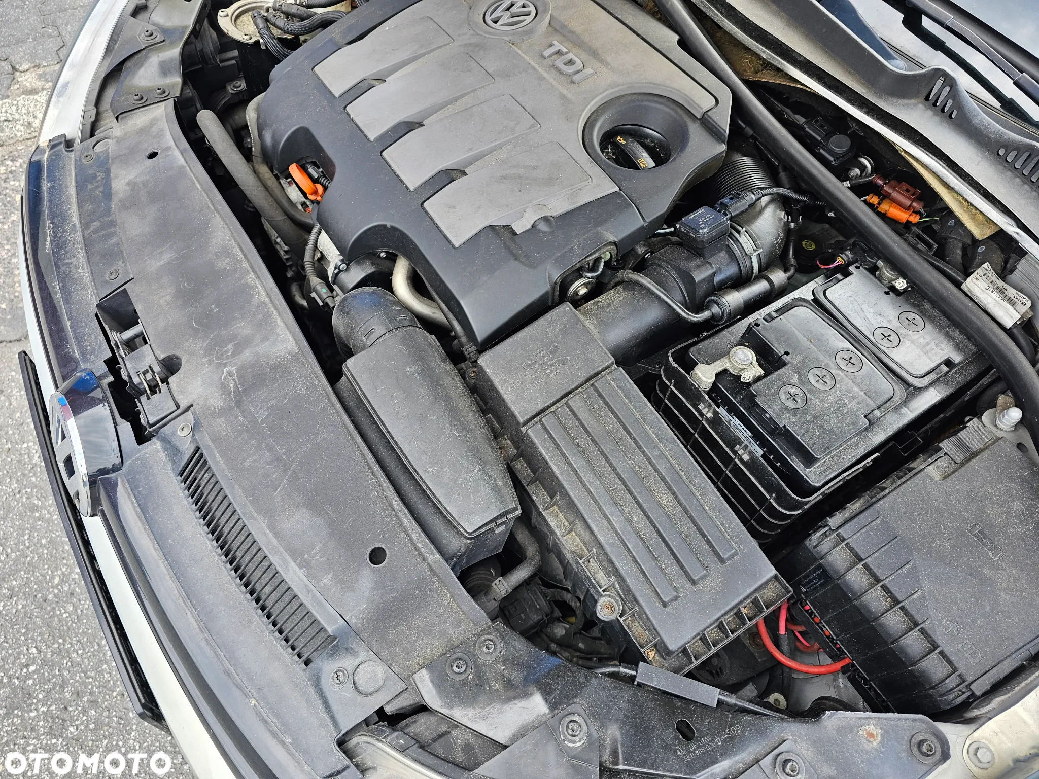 Volkswagen Golf VI 1.6 TDI Comfortline - 36
