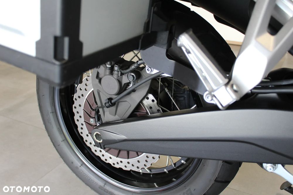 Yamaha Super Tenere - 13