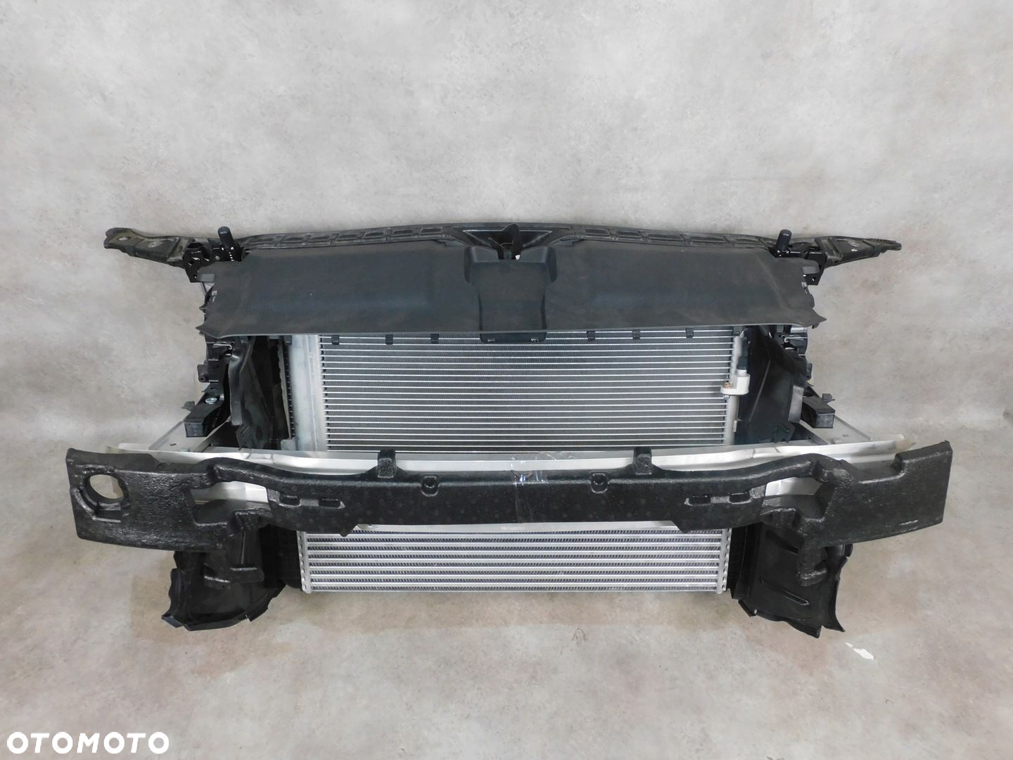 AUDI A6 C7 4G WZMOCNIENIE PAS PRZÓD CHŁODNICE BELKA - 2