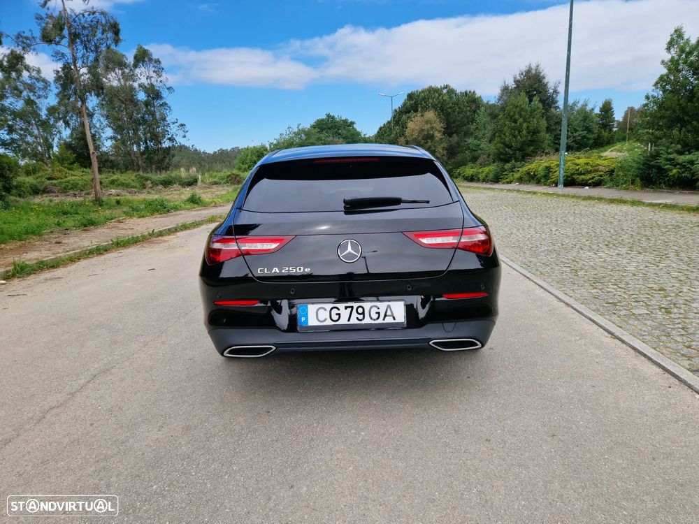 Mercedes-Benz CLA 250 e 8G-DCT Progressive Line Advanced - 4