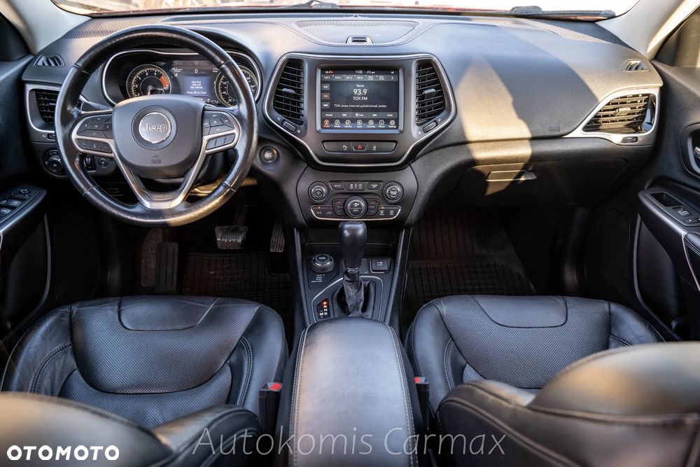 Jeep Cherokee - 17