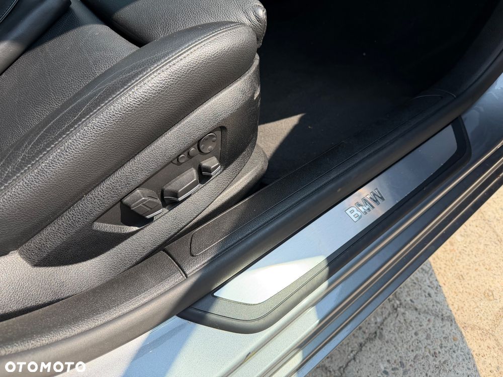 BMW Seria 7 730Ld - 23