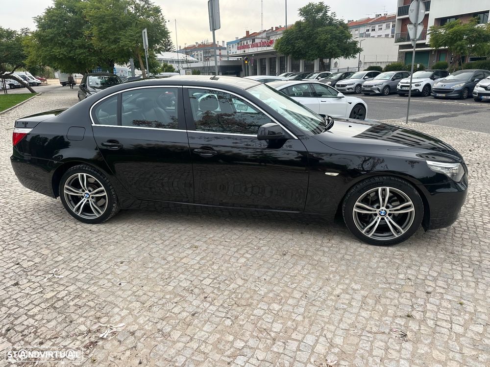 BMW 520 dA Executive - 14