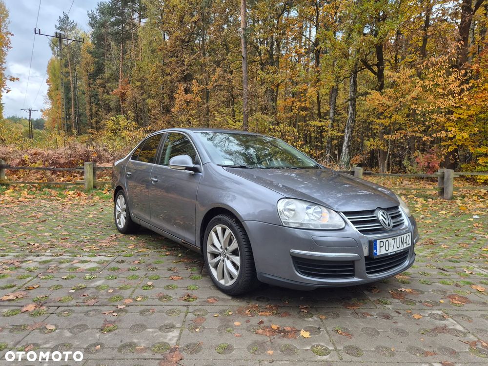 Volkswagen Jetta 2010 photo 3