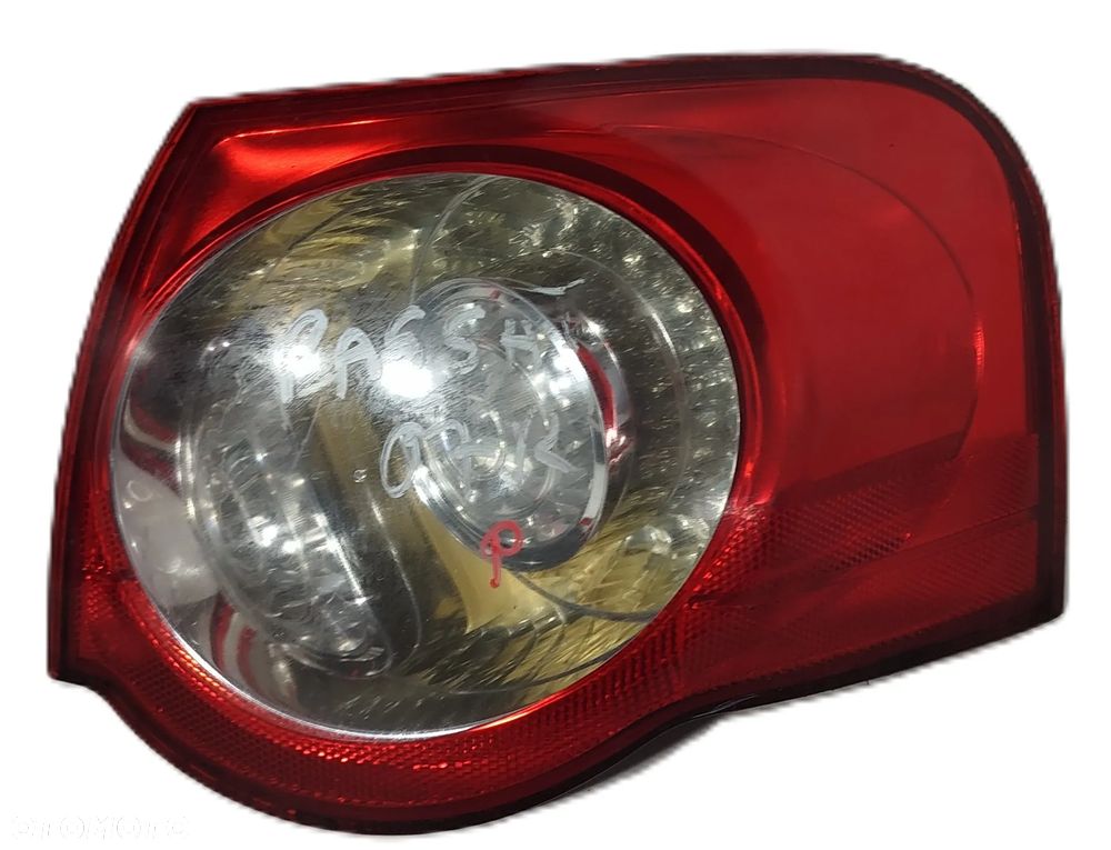 lampa prawa tylna tył VW PASSAT B6 05-10 KOMBI - 1