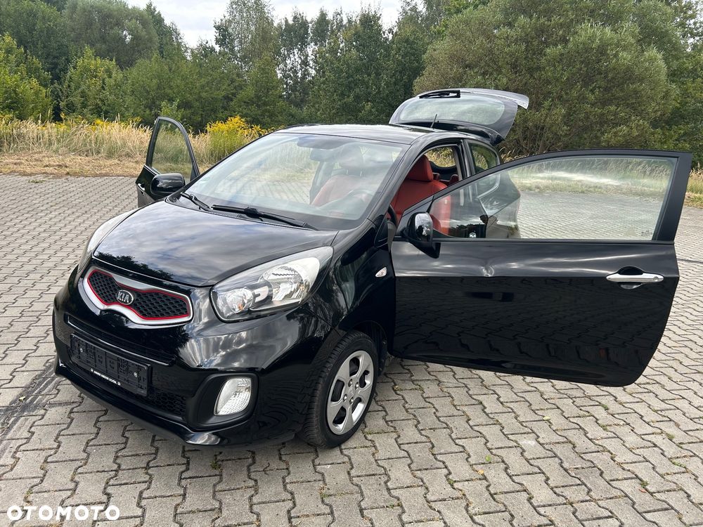 Kia Picanto 1.0 Fifa World Cup Edition - 23
