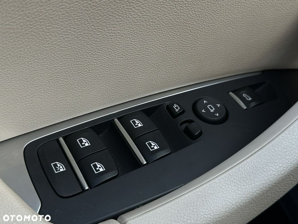 BMW X3 xDrive20d mHEV - 37