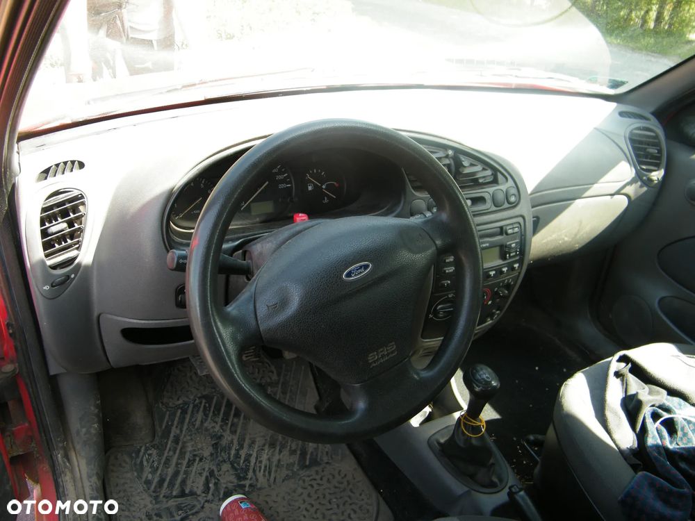 Ford Fiesta MK4 FL 1.3 B 60KM silnik HCS EFI skrzynia B5/IB5 lakier Radiant Red - 6