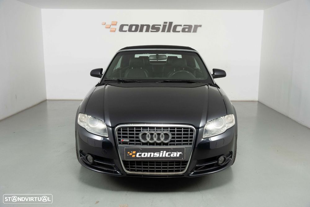 Audi A4 Cabrio 2.0 TDI S-line - 3