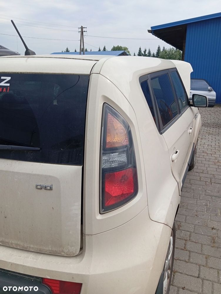 KIA SOUL I LAMPA PRAWA TYLNA TYŁ A1 - 1