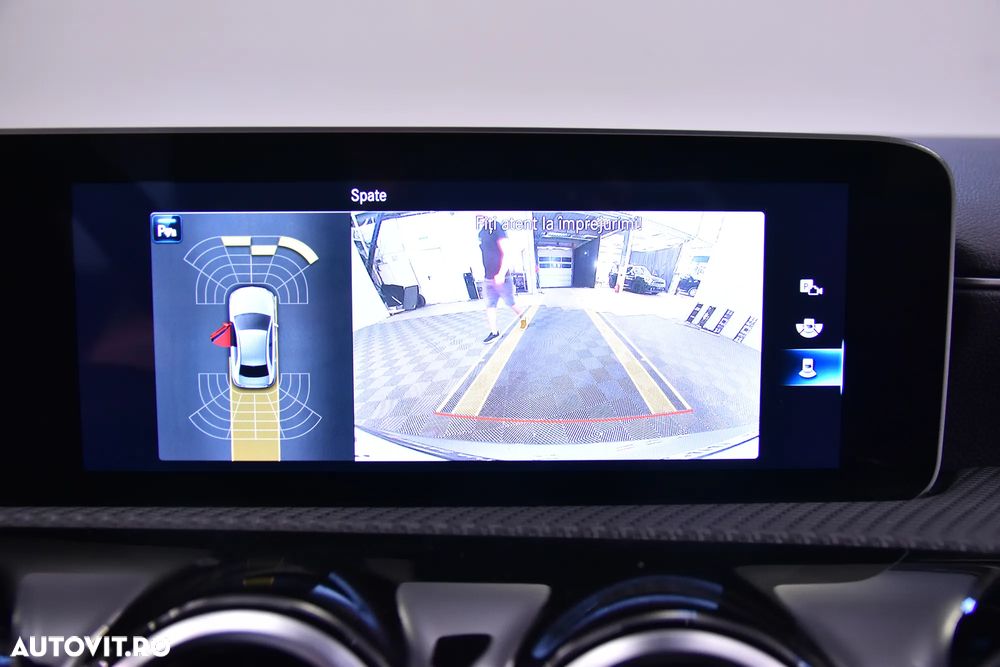 Mercedes-Benz A 200 7G-DCT - 21