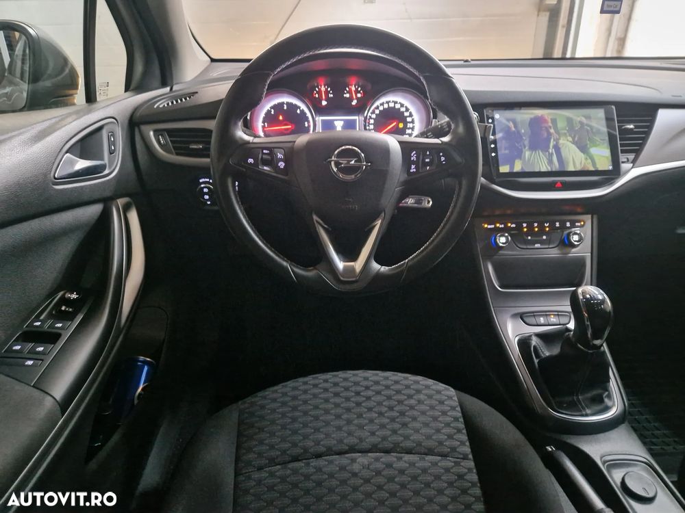 Opel Astra 1.6 CDTI ECOTEC Enjoy - 9
