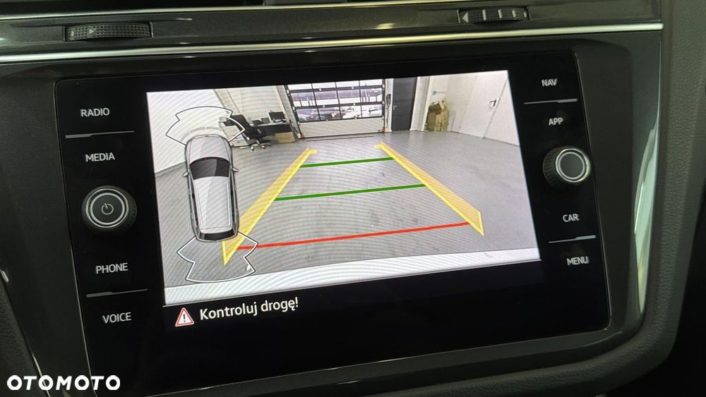 Volkswagen Tiguan 2.0 TDI SCR Elegance DSG - 25