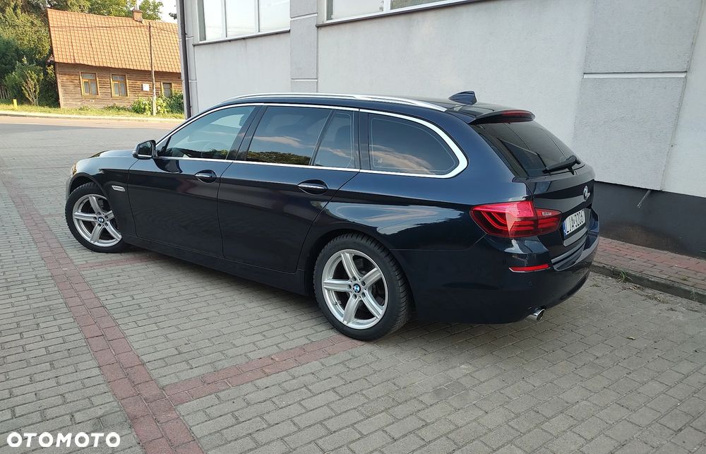 BMW Seria 5 535d Sport-Aut Modern Line - 17
