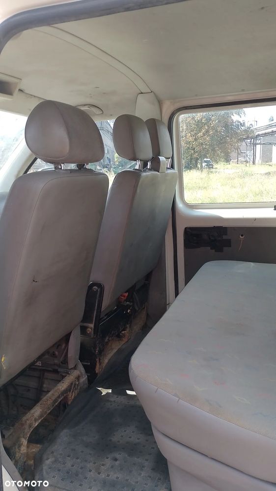 Volkswagen Transporter T5 2.5 TDiMR'03 E4 3.0t - 9