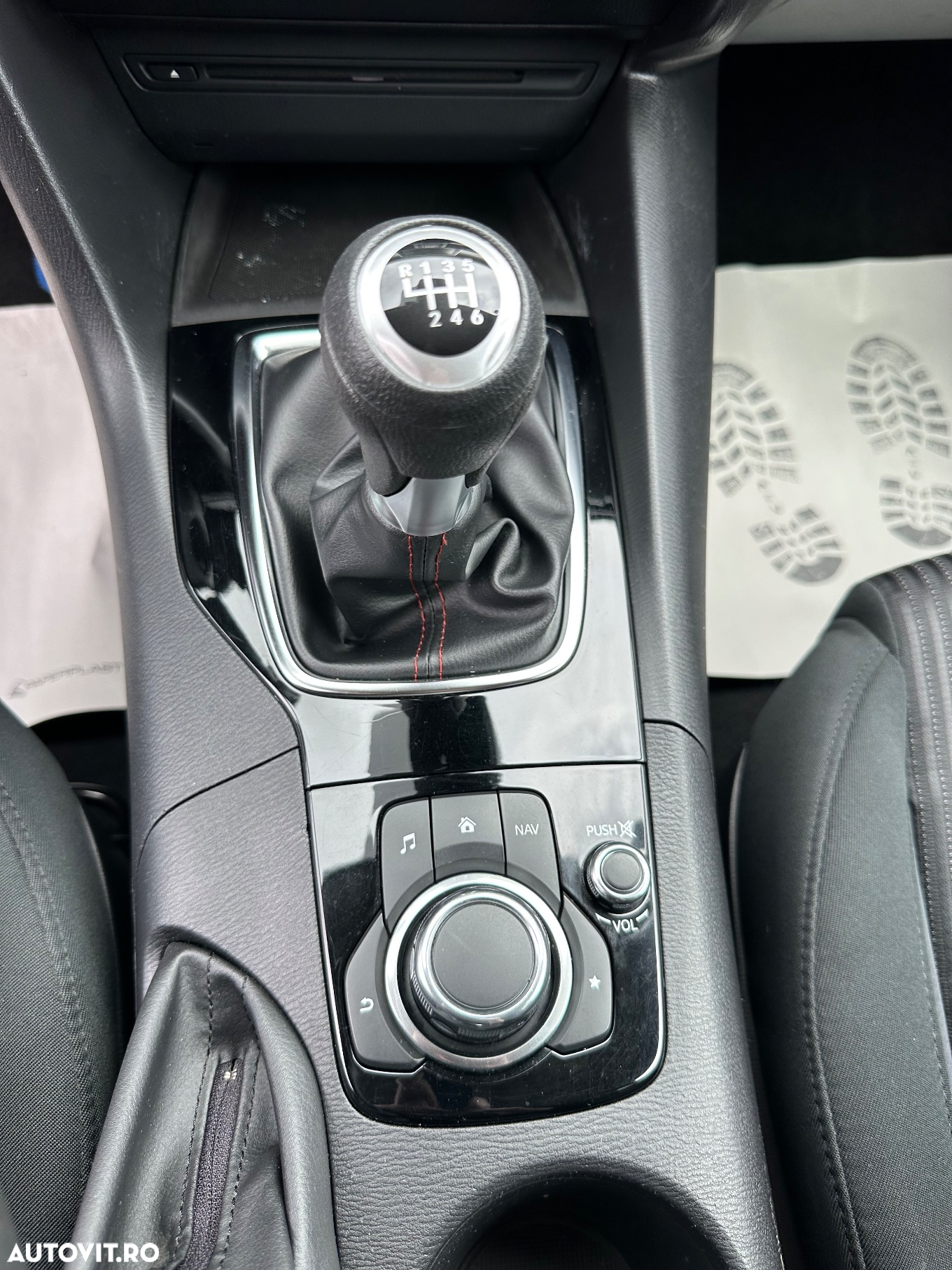 Mazda 3 SKYACTIV-G 120 Center-Line - 10