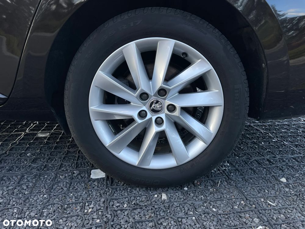 Skoda Superb 2.0 TDI Ambition DSG - 20