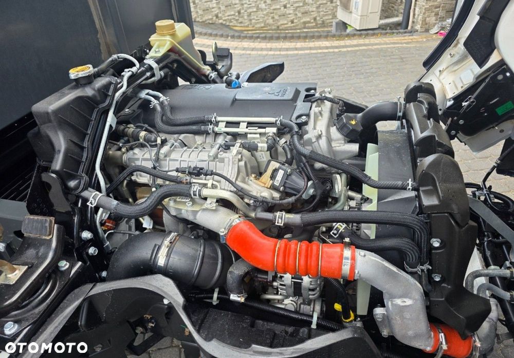 Mitsubishi Fuso Canter - 39