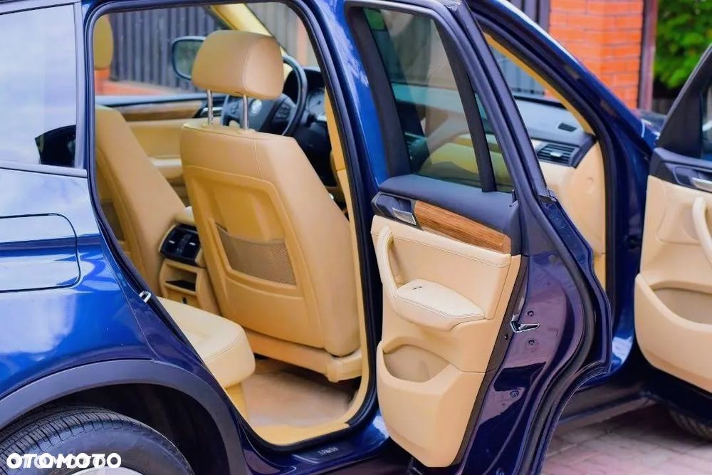 BMW X3 28i xDrive - 10