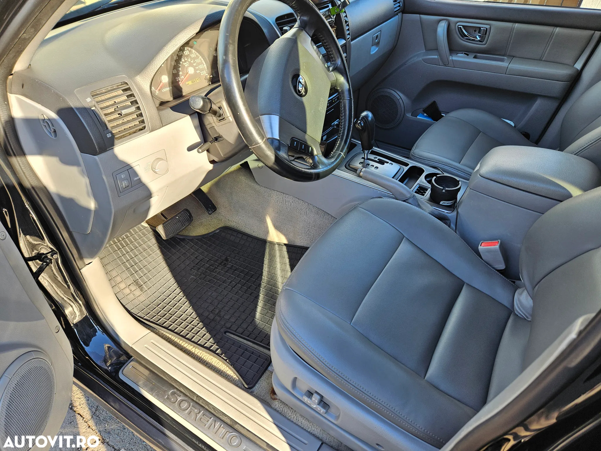 Kia Sorento - 4