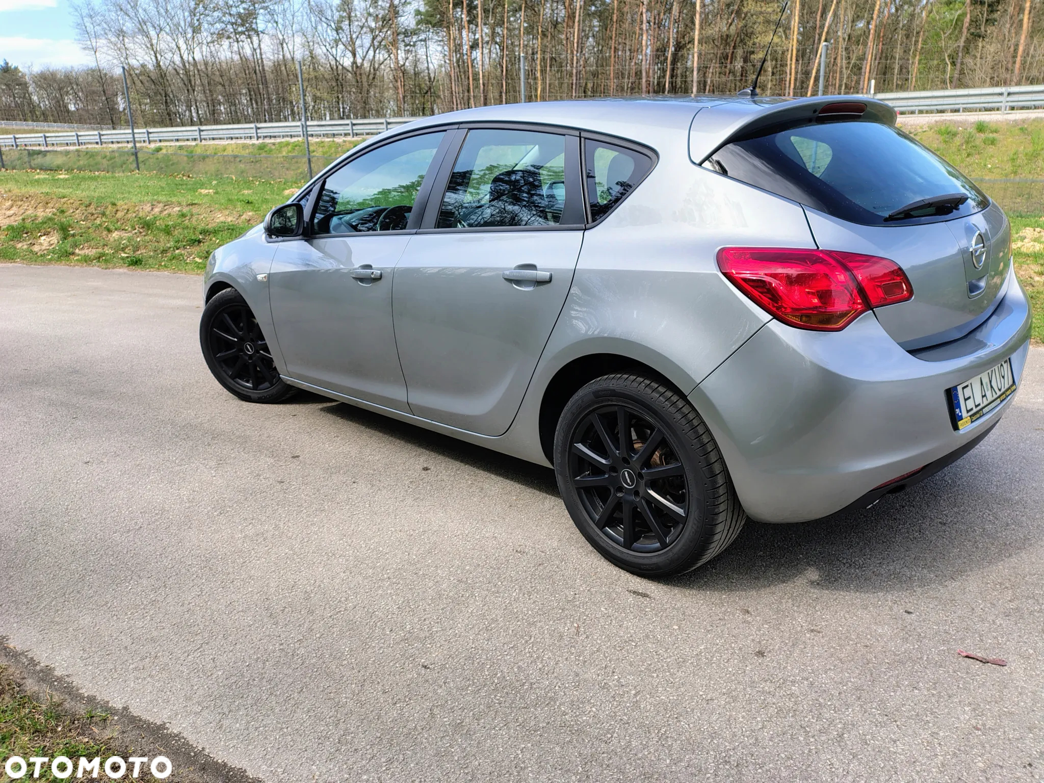 Opel Astra IV 2.0 CDTI Enjoy S&S - 4