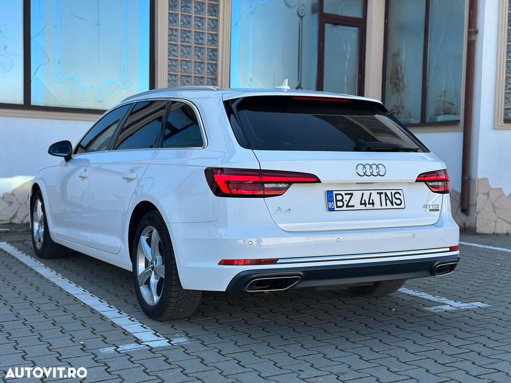 Audi A4 2.0 40 TDI quattro S tronic S Line - 4