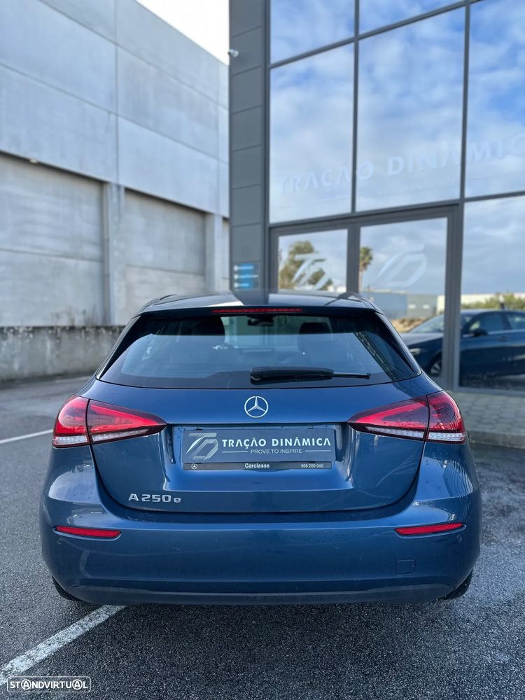 Mercedes-Benz A 250 e Style Plus - 8