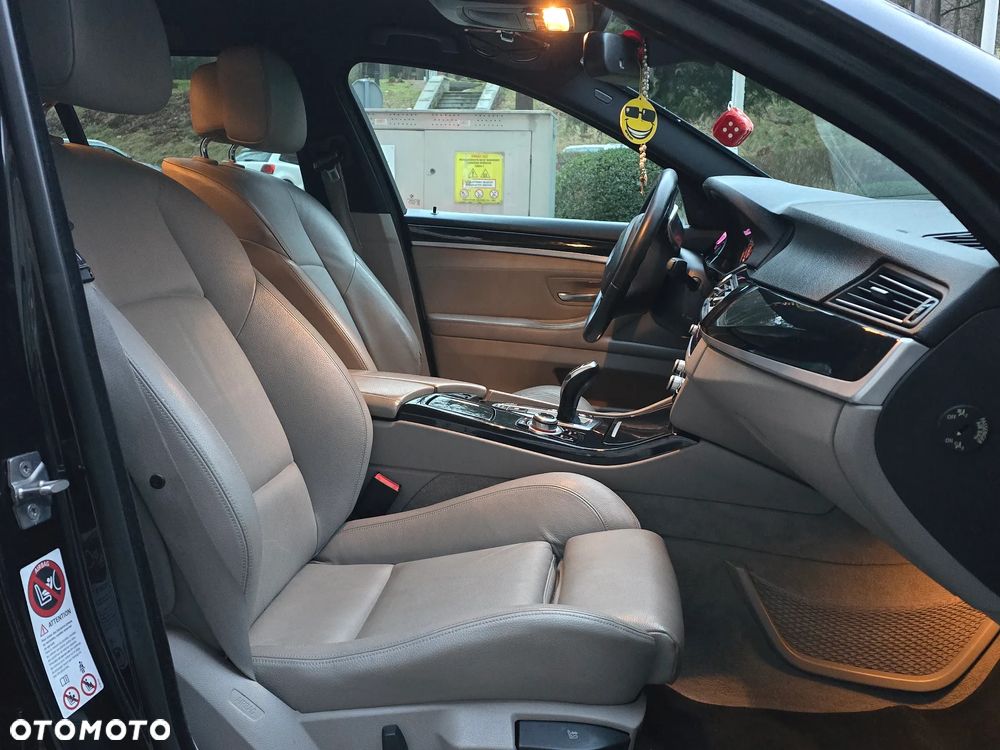 BMW Seria 5 520d - 10