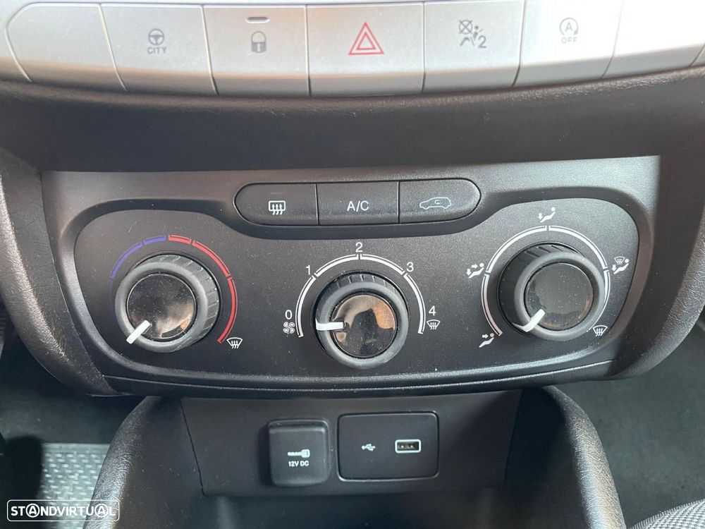 Fiat Tipo Station Wagon 1.3 M-Jet Street - 39