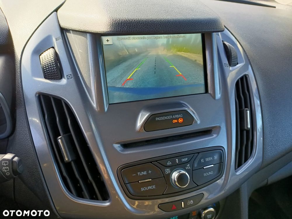 Ford Tourneo Connect 1.5 TDCi Titanium - 28