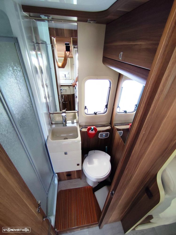 Roller Team Auto-Roller T-Line Magnifico Garage - 21