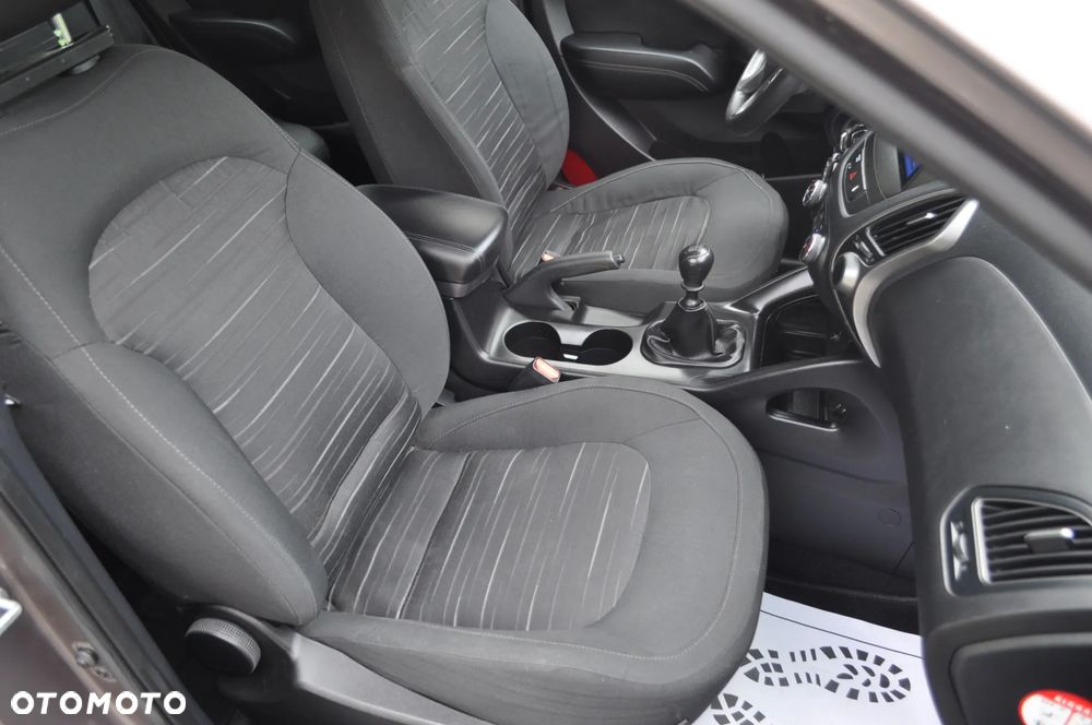 Hyundai ix35 1.7 CRDi Premium 2WD - 22