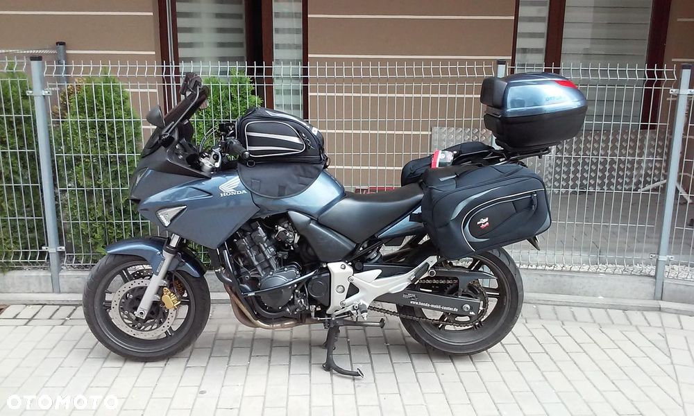 Honda CBF - 1