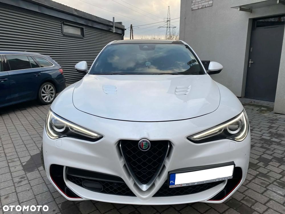 Alfa Romeo Stelvio 2.9 V6 Bi-Turbo Quadrifoglio Q4 - 7