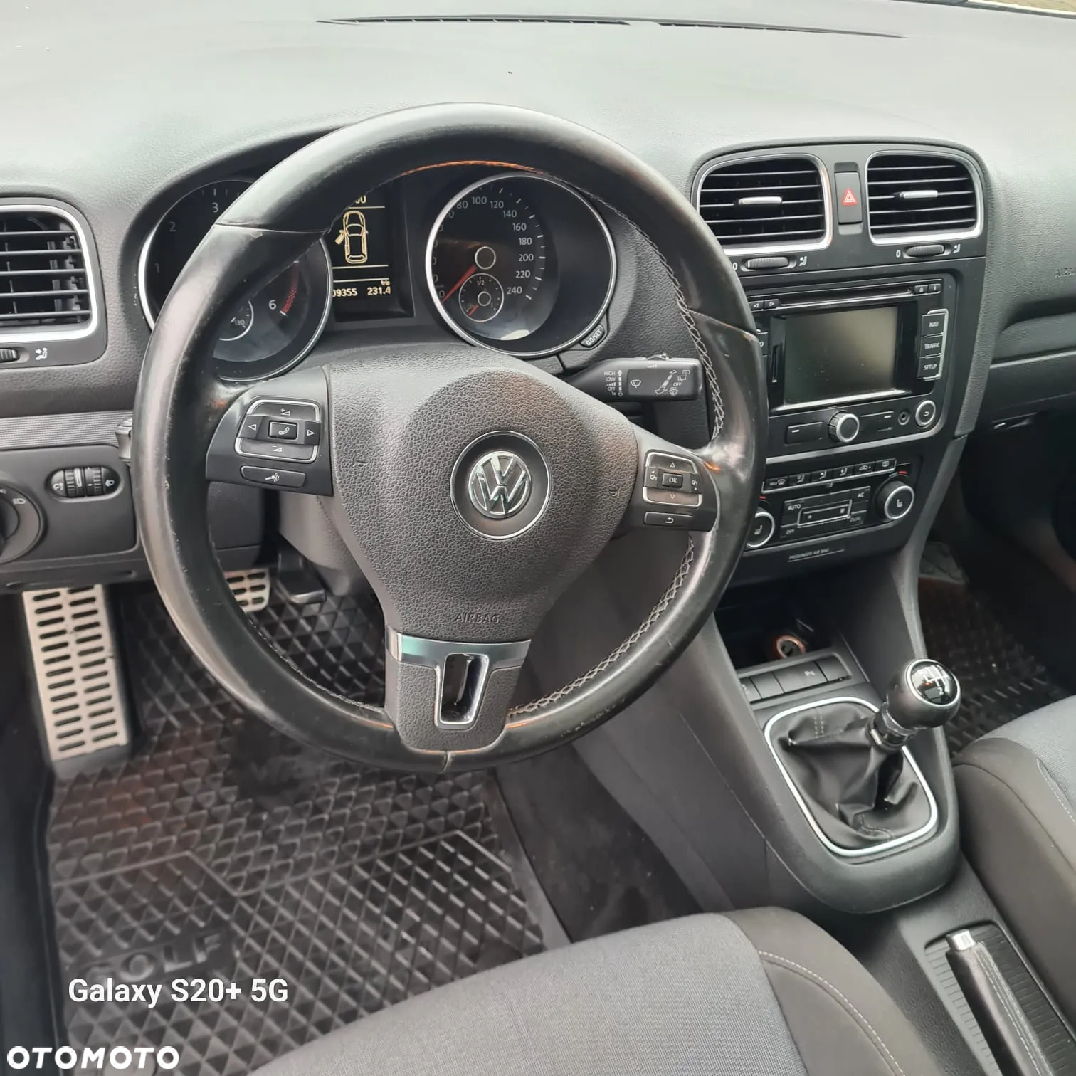 Volkswagen Golf 1.6 TDI DPF BlueMotion Technology MATCH - 24