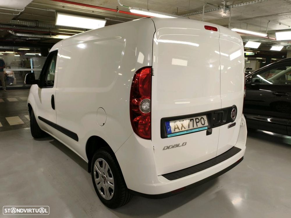 Fiat DOBLO CARGO 1.6 MJ SX 3L - 2