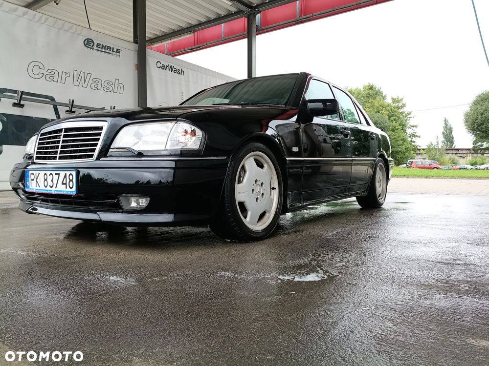 Mercedes-Benz Klasa C 36 AMG - 1